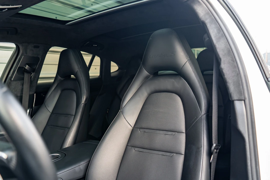 2018 Porsche 971 Panamera Turbo - Image 8 of 31