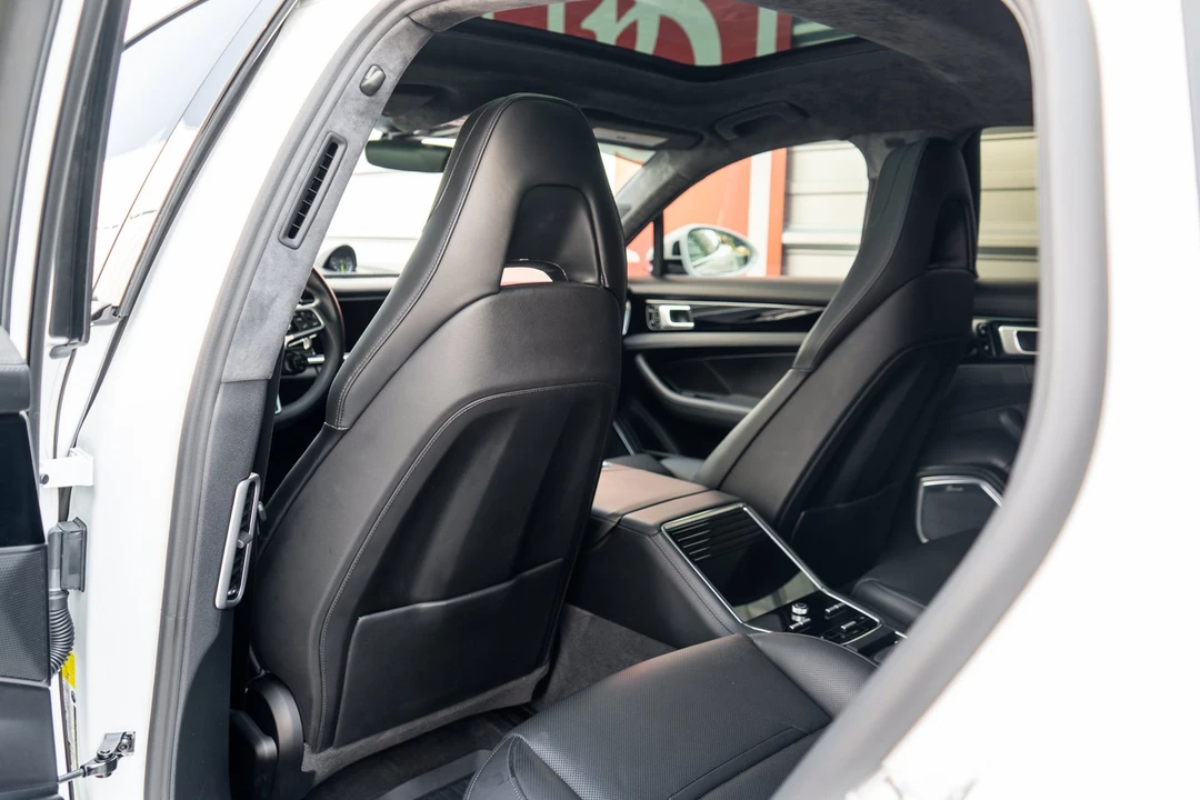2018 Porsche 971 Panamera Turbo - Image 24 of 31