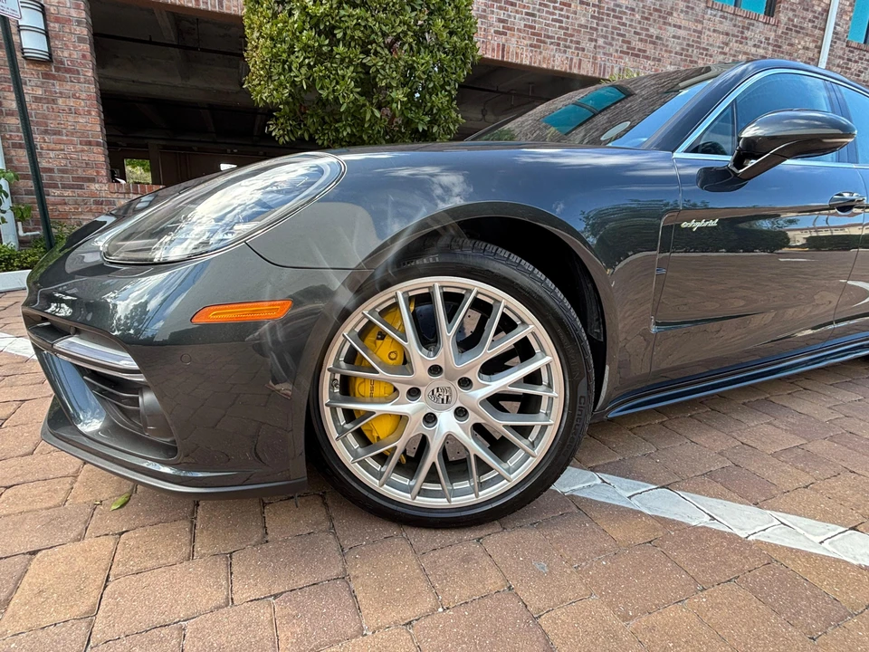 2018 Porsche 971 Panamera Turbo - Image 30 of 31