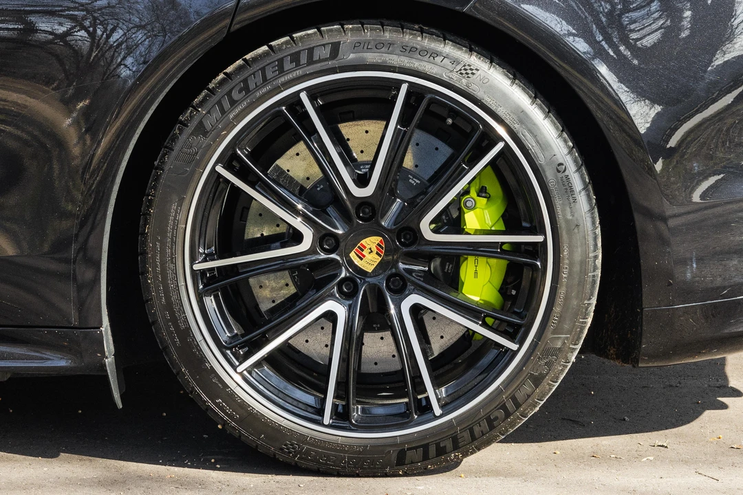 2018 Porsche 971 Panamera Turbo - Image 17 of 31