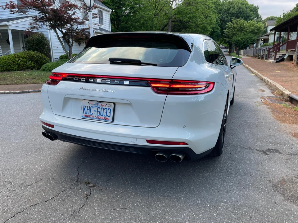 2018 Porsche 971 Panamera Turbo - Image 29 of 31