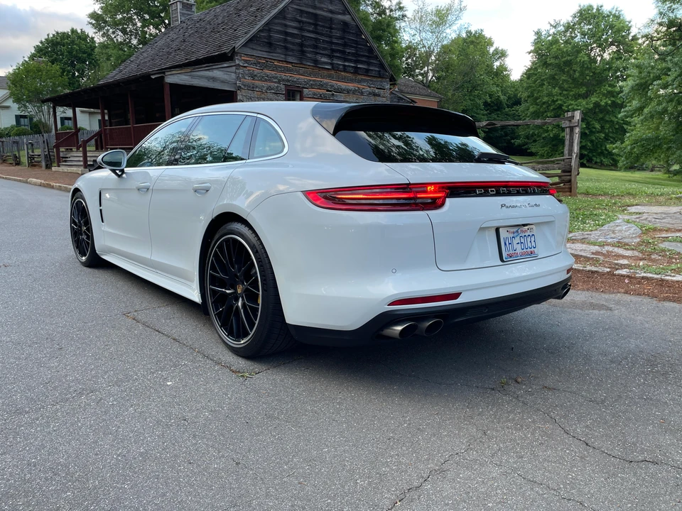 2018 Porsche 971 Panamera Turbo - Image 26 of 31
