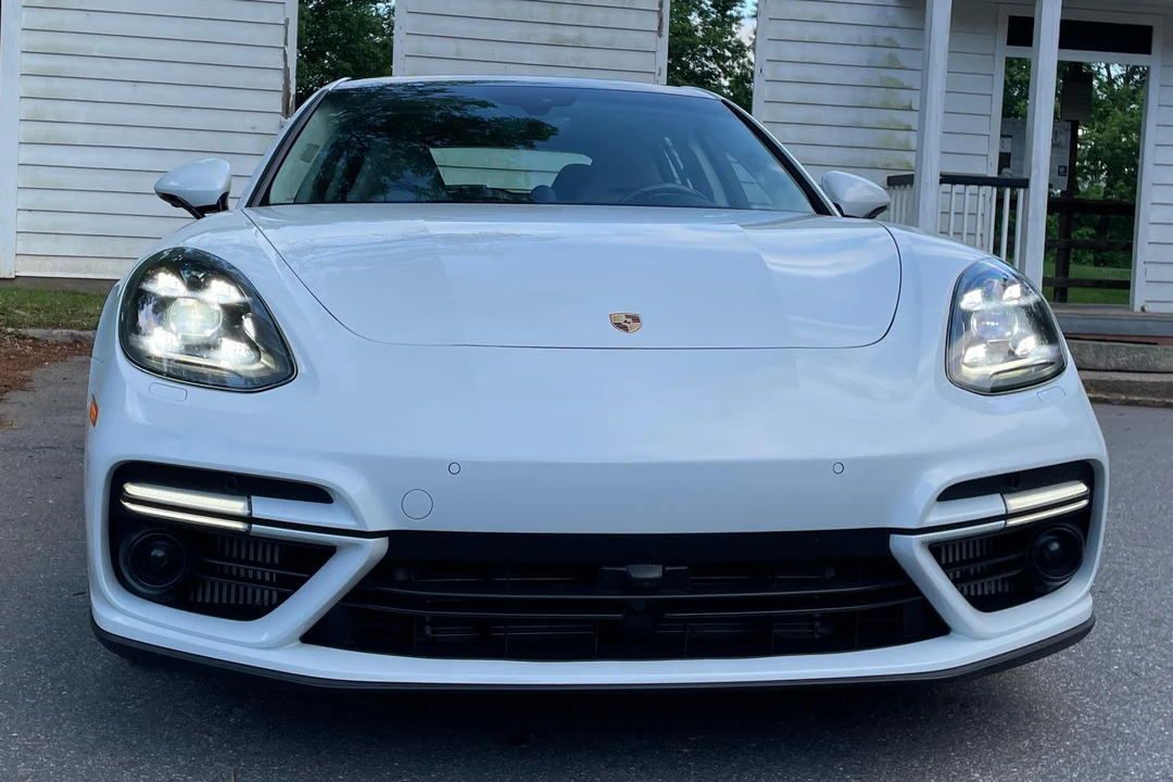 2018 Porsche 971 Panamera Turbo - Image 2 of 31