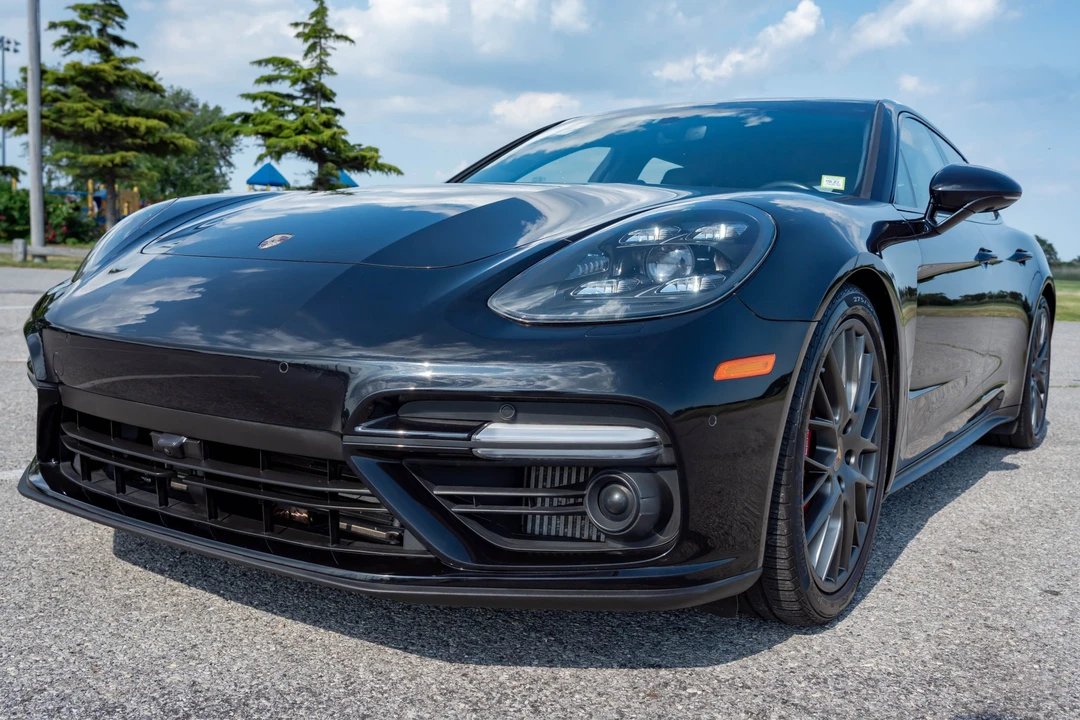 2018 Porsche 971 Panamera Sport Turismo - Image 14 of 31
