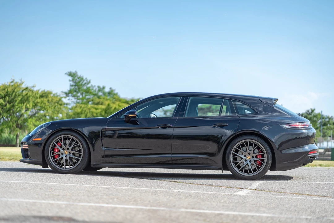 2018 Porsche 971 Panamera Sport Turismo - Image 13 of 31