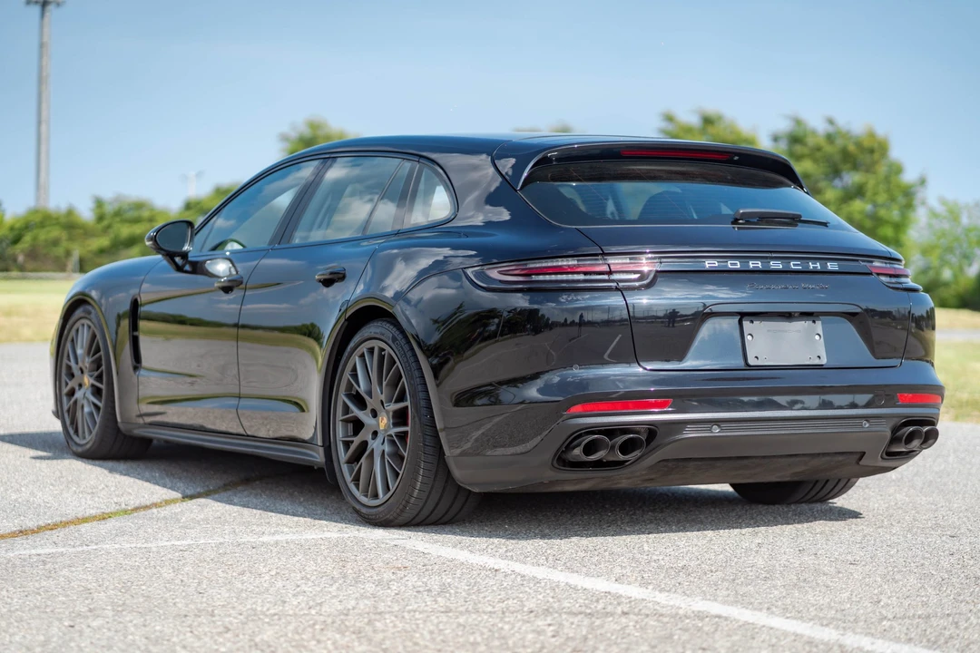 2018 Porsche 971 Panamera Sport Turismo - Image 11 of 31