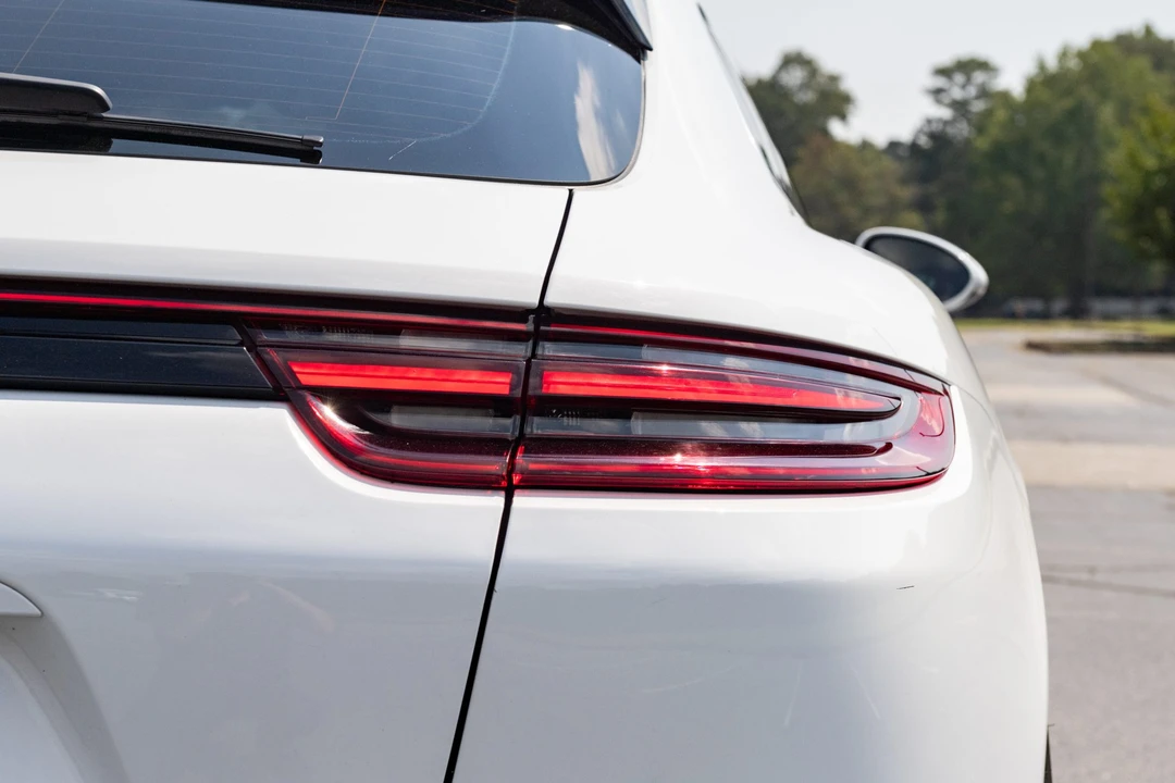 2018 Porsche 971 Panamera Turbo - Image 27 of 31