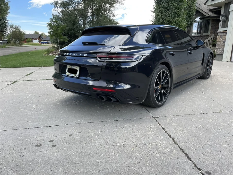 2018 Porsche 971 Panamera Sport Turismo - Image 17 of 31