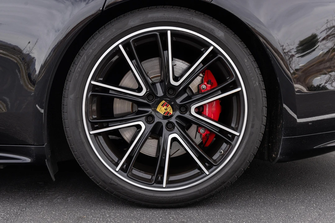 2018 Porsche 971 Panamera Turbo - Image 27 of 31