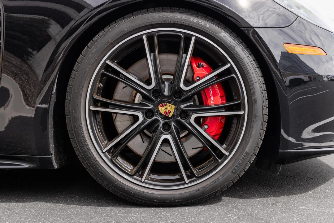 2018 Porsche 971 Panamera Turbo - Image 29 of 31