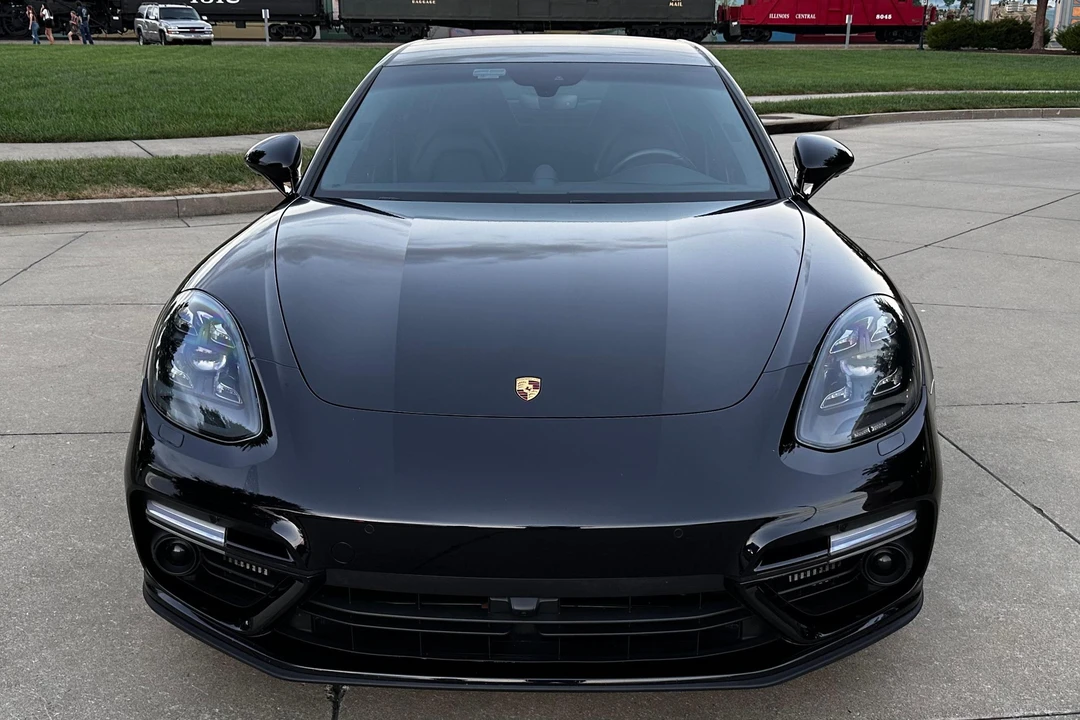 2018 Porsche 971 Panamera Turbo - Image 2 of 31