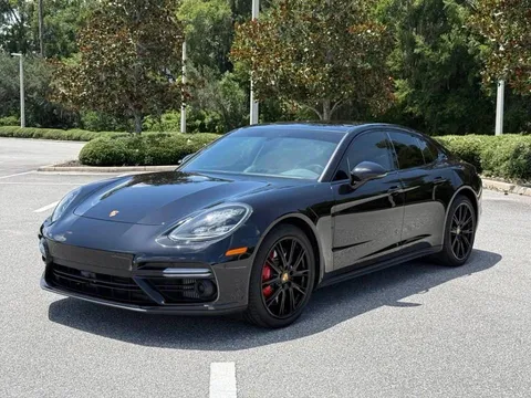 2018 Porsche Panamera Turbo