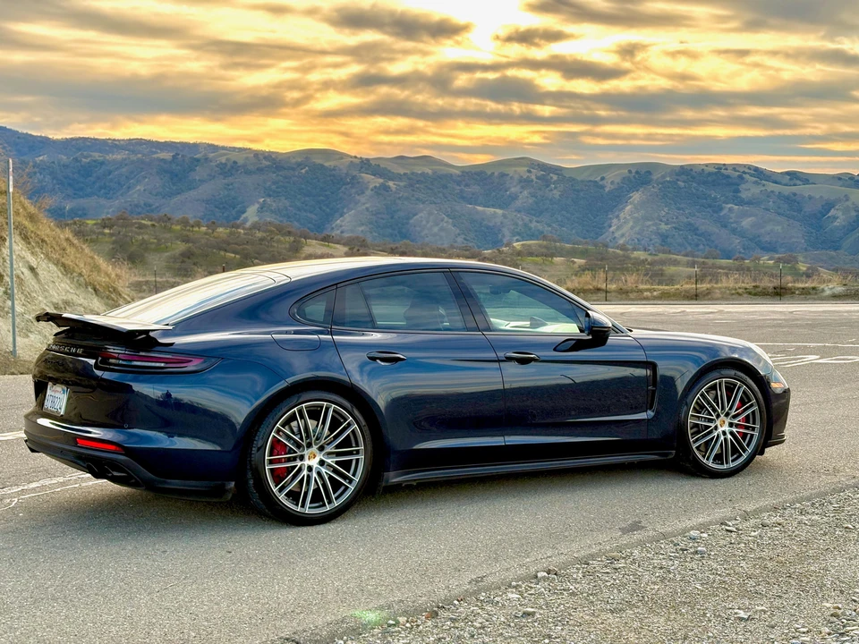 2018 Porsche 971 Panamera Turbo - Image 17 of 31