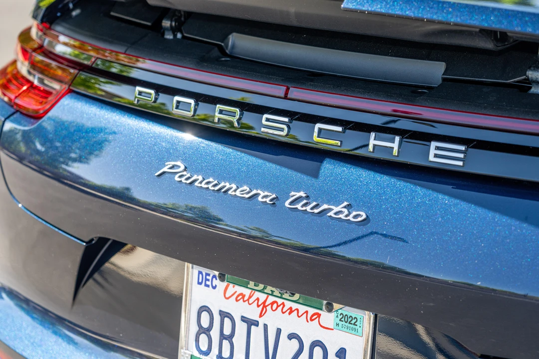 2018 Porsche 971 Panamera Turbo - Image 28 of 31