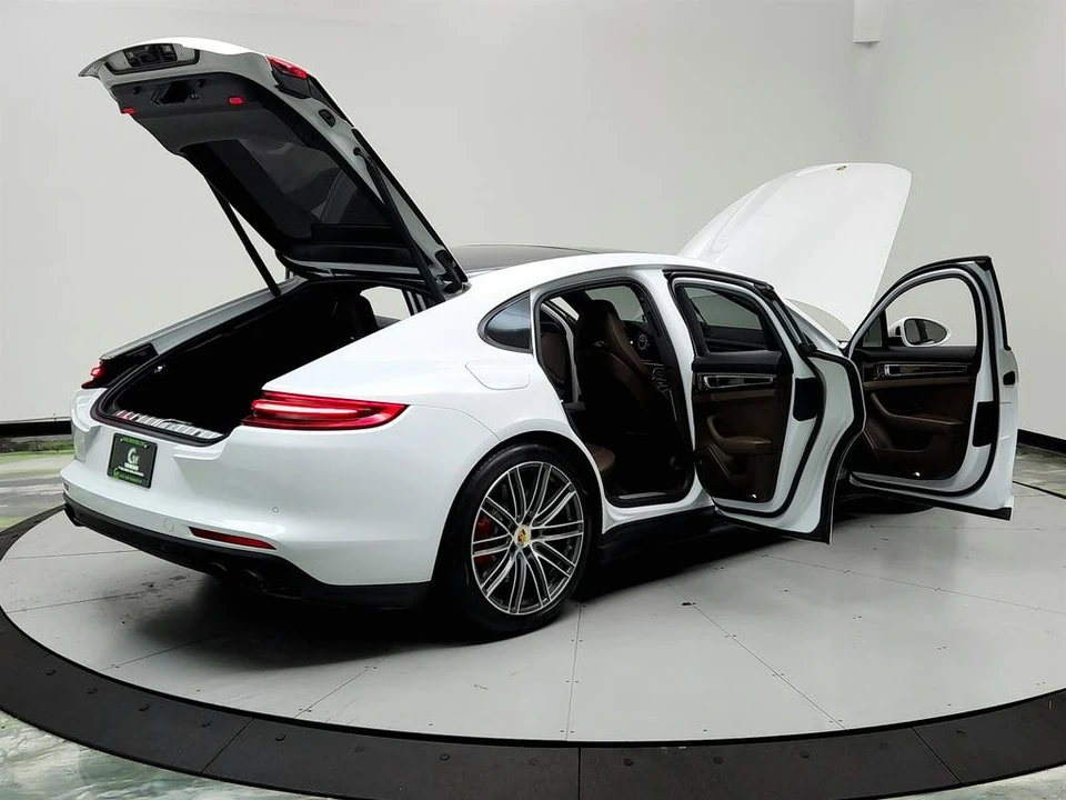 2018 Porsche 971 Panamera Turbo - Image 11 of 12