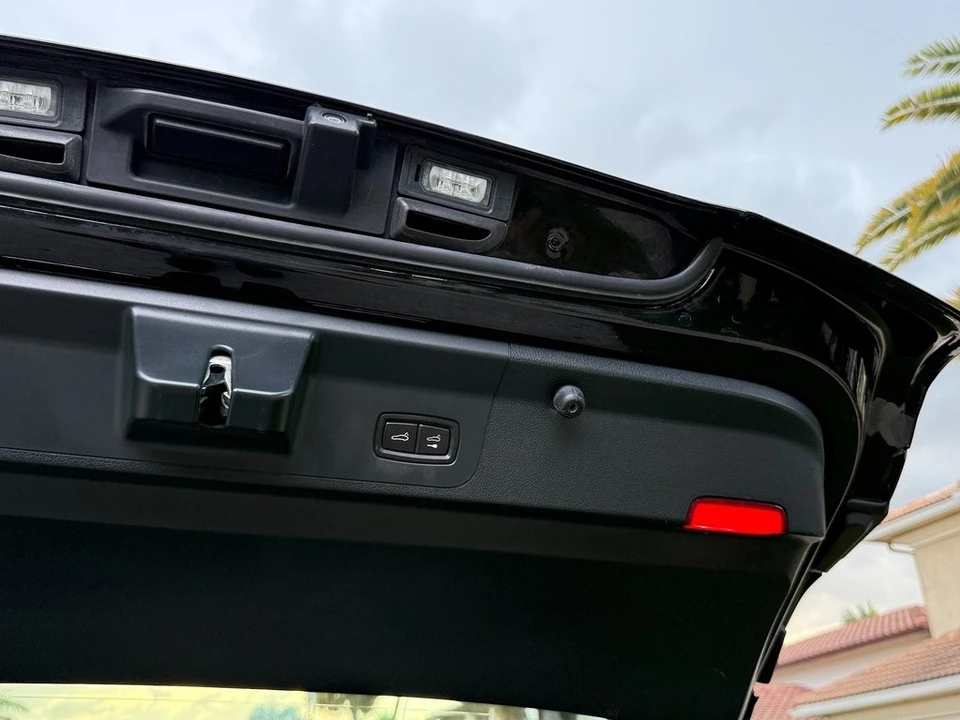2018 Porsche 971 Panamera - Image 20 of 24