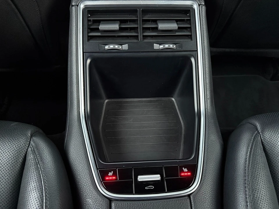 2018 Porsche 971 Panamera - Image 17 of 24