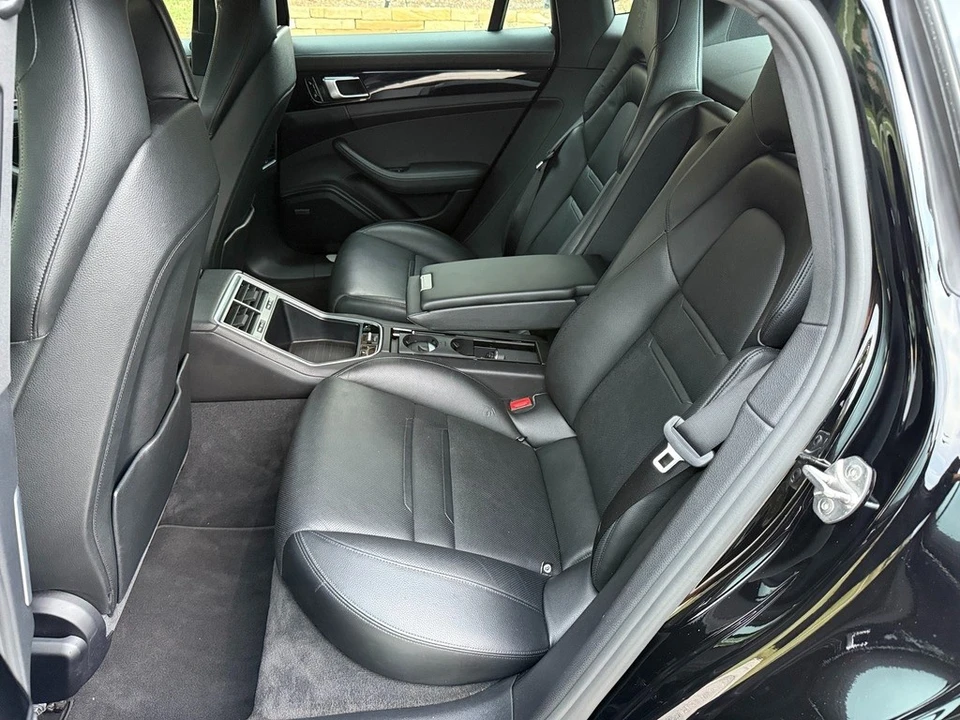 2018 Porsche 971 Panamera - Image 16 of 24