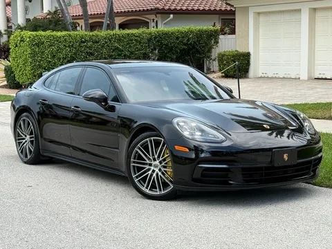 2018 Porsche Panamera