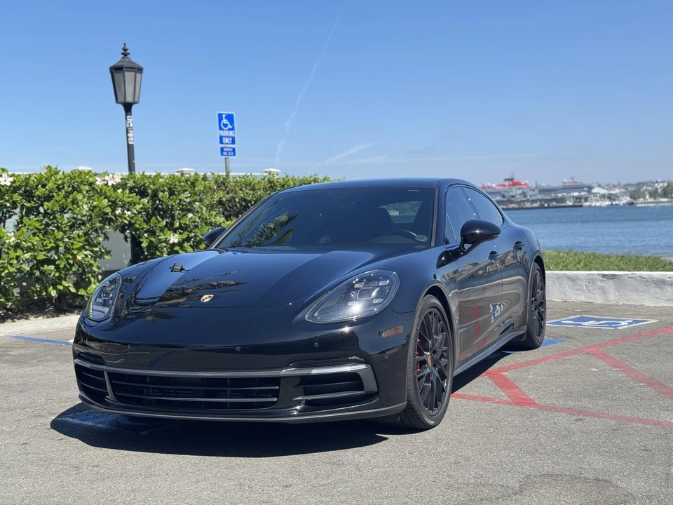 2018 Porsche 971 Panamera - Image 3 of 31