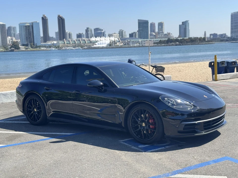 2018 Porsche 971 Panamera - Image 13 of 31