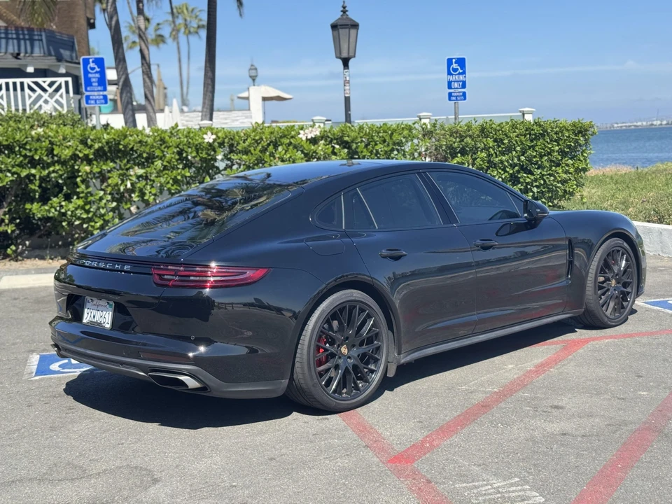 2018 Porsche 971 Panamera - Image 18 of 31