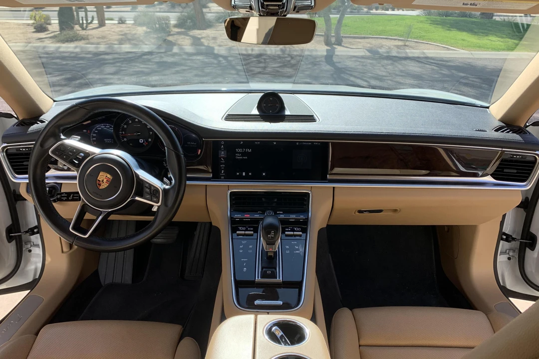 2018 Porsche 971 Panamera - Image 30 of 31