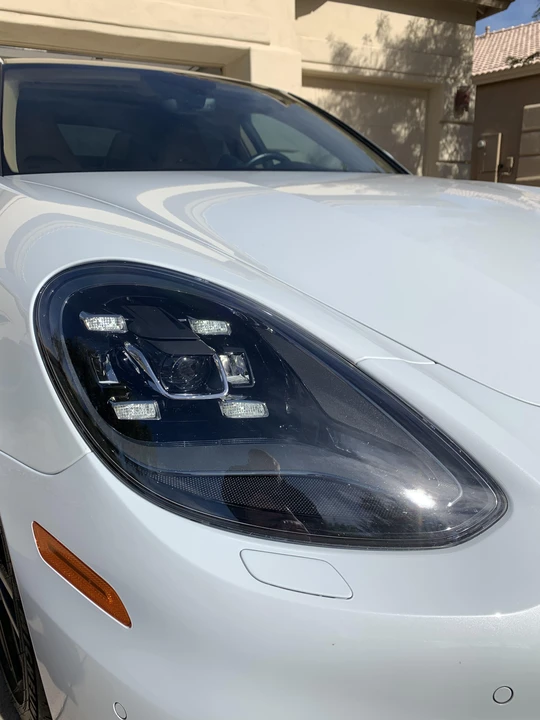 2018 Porsche 971 Panamera - Image 16 of 31