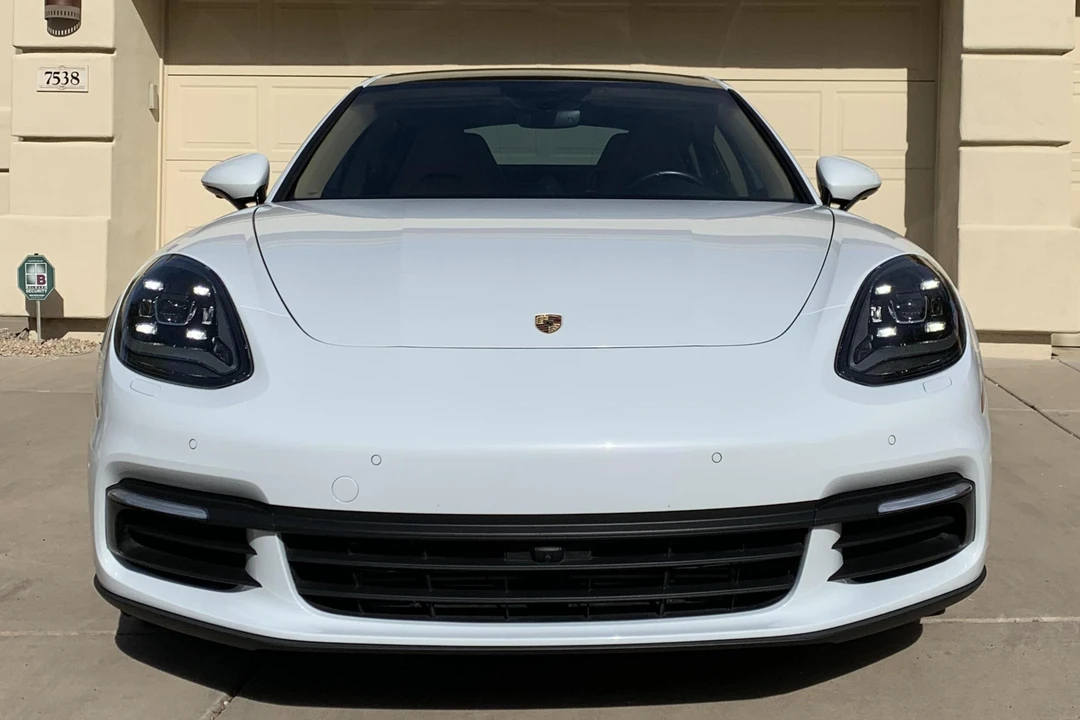 2018 Porsche 971 Panamera - Image 2 of 31