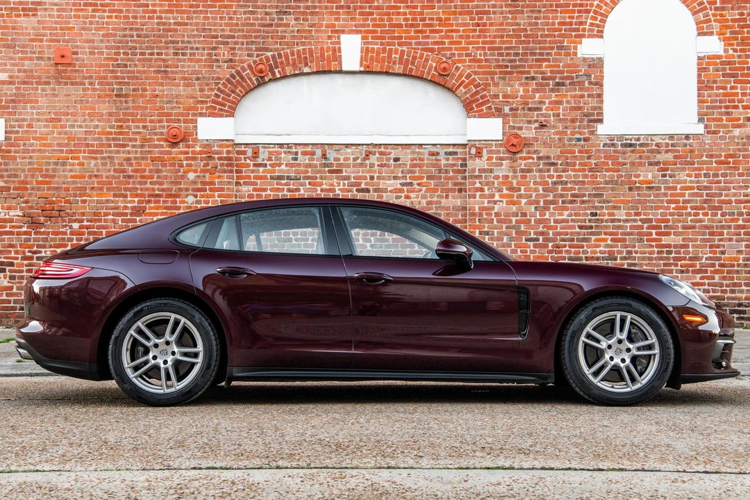 2018 Porsche 971 Panamera - Image 3 of 31
