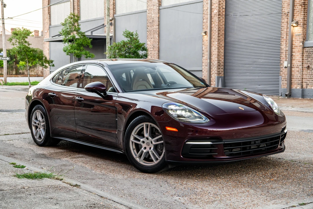 2018 Porsche 971 Panamera - Image 9 of 31