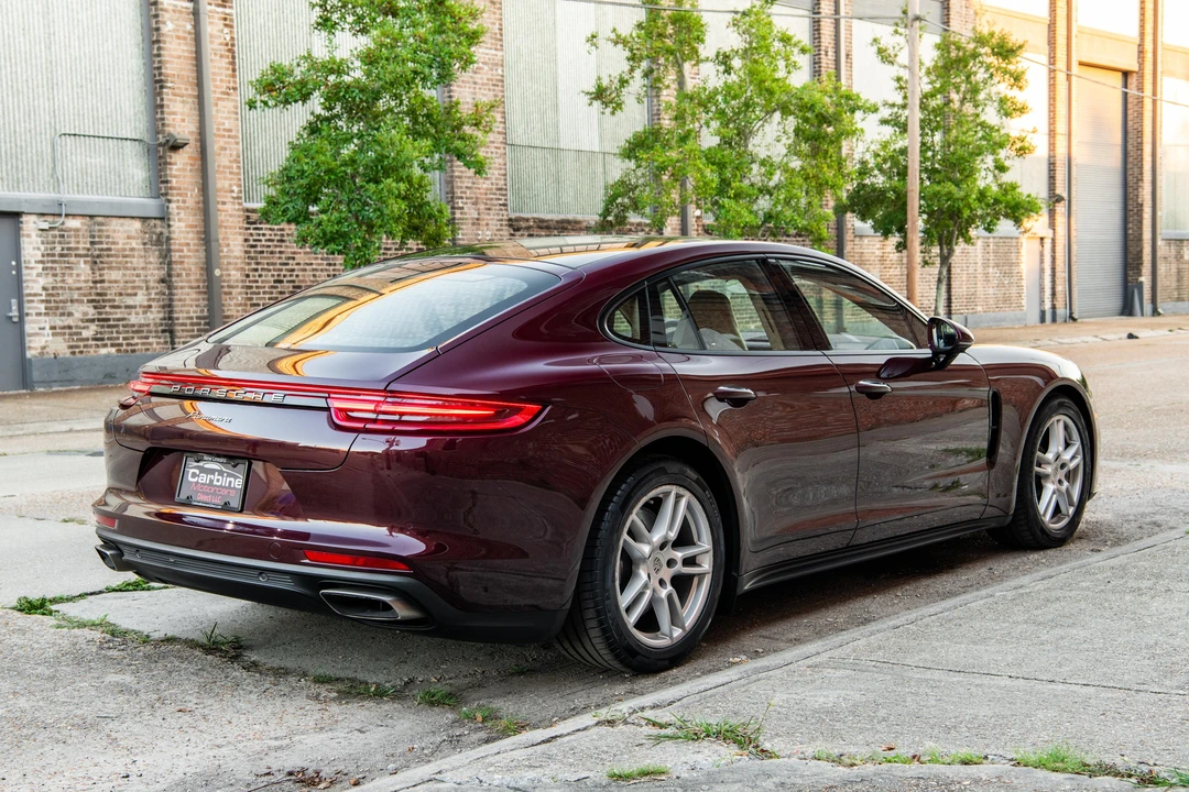 2018 Porsche 971 Panamera - Image 8 of 31