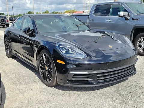 2018 Porsche Panamera