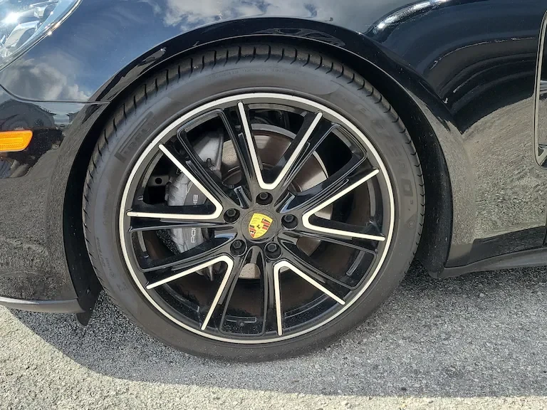 2018 Porsche 971 Panamera - Image 7 of 10
