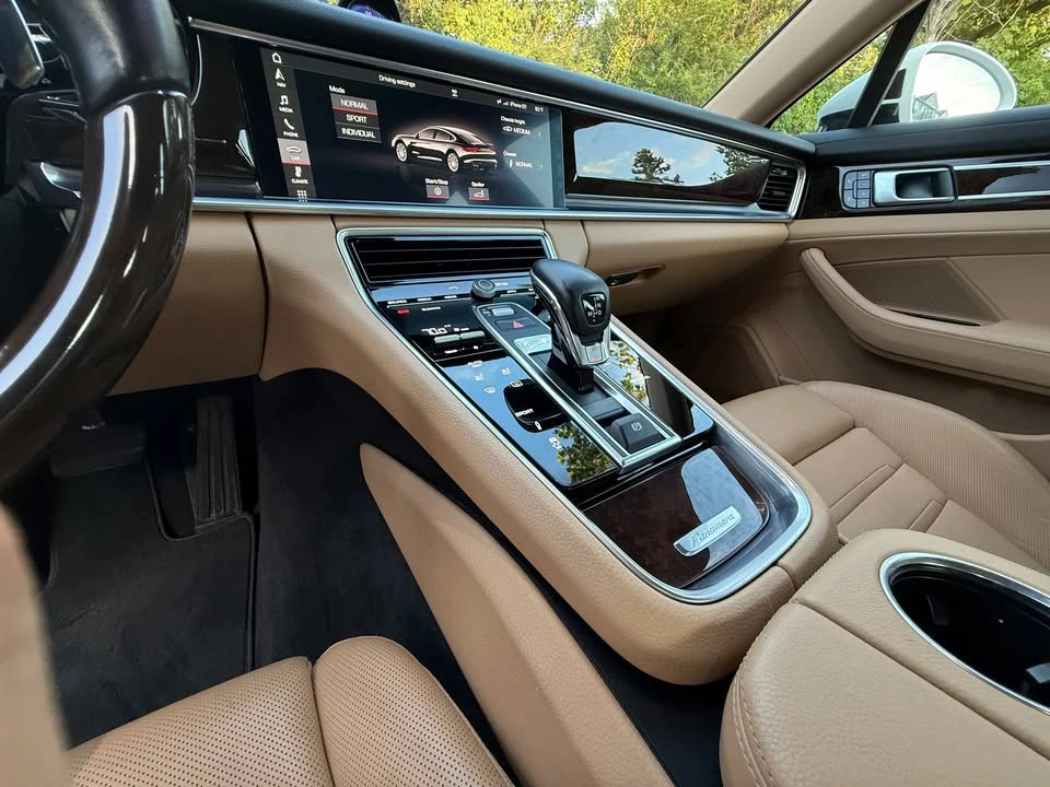 2018 Porsche 971 Panamera - Image 7 of 19