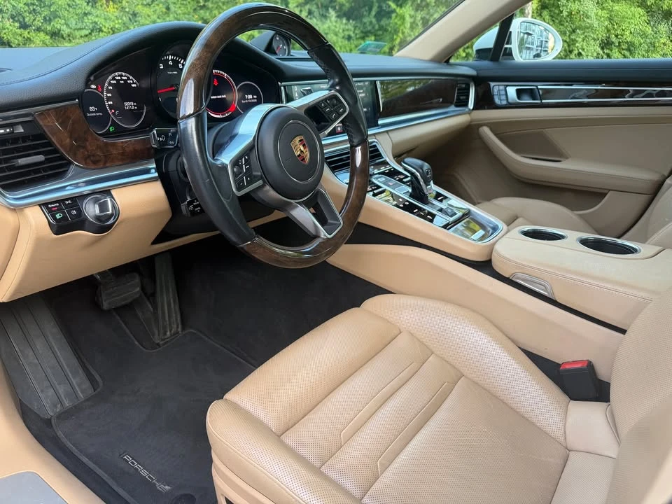 2018 Porsche 971 Panamera - Image 6 of 19