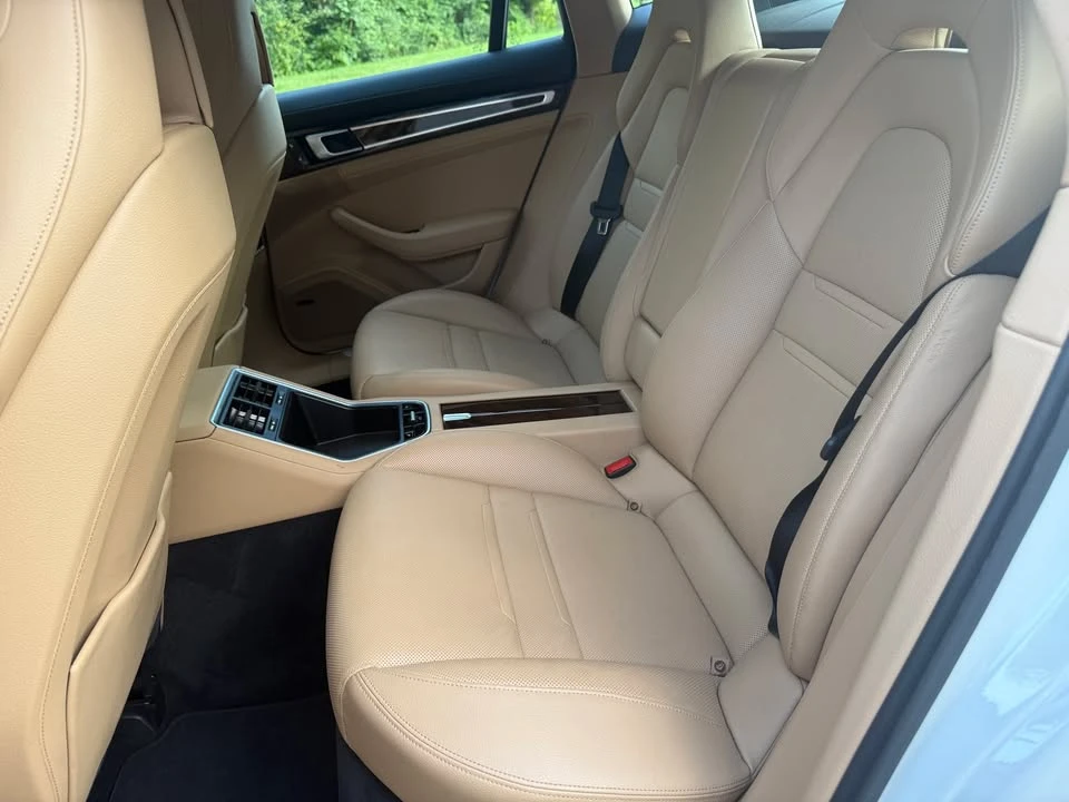 2018 Porsche 971 Panamera - Image 9 of 19