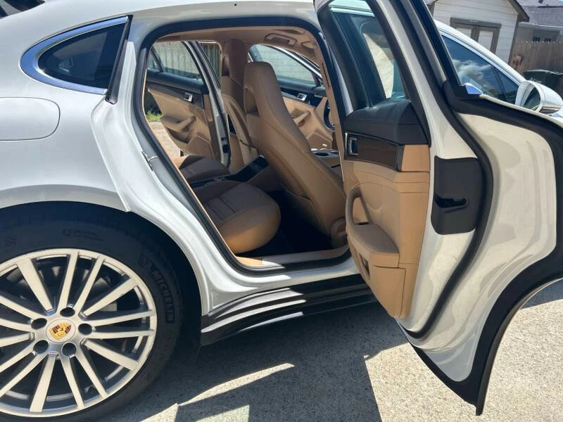 2018 Porsche 971 Panamera - Image 15 of 20