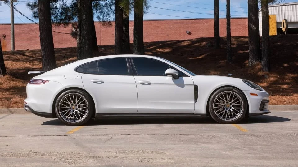 2018 Porsche 971 Panamera - Image 5 of 16