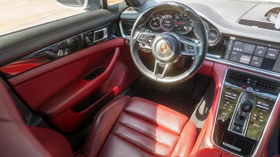 2018 Porsche 971 Panamera - Image 10 of 16