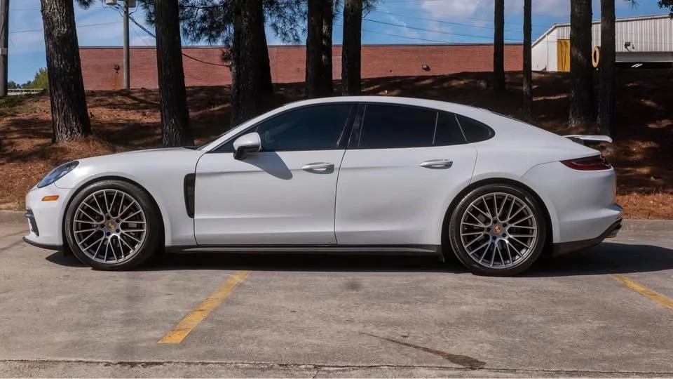 2018 Porsche 971 Panamera - Image 4 of 16