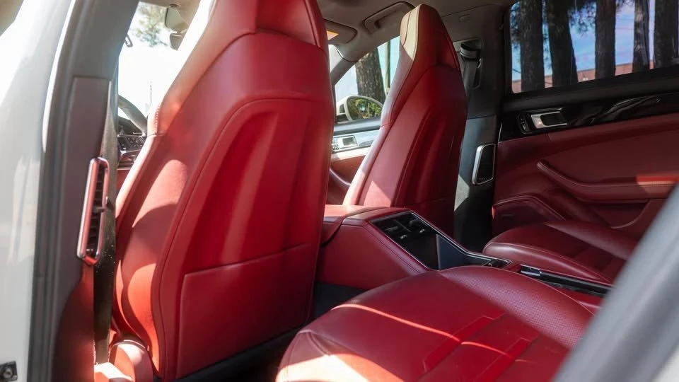 2018 Porsche 971 Panamera - Image 14 of 16