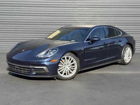 2018 Porsche Panamera
