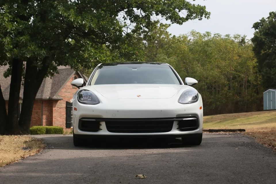 2018 Porsche 971 Panamera - Image 4 of 19