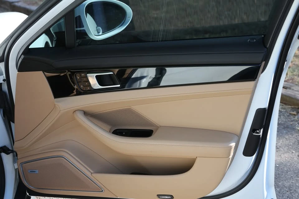 2018 Porsche 971 Panamera - Image 12 of 19