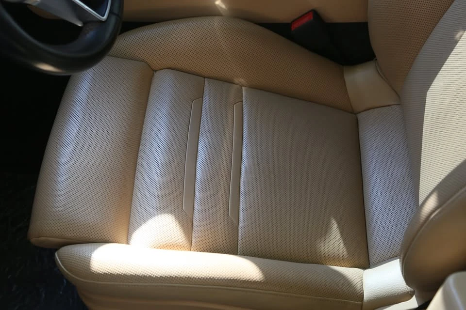 2018 Porsche 971 Panamera - Image 13 of 19