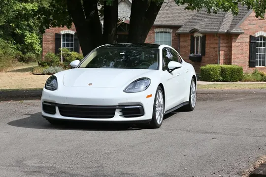 2018 Porsche Panamera