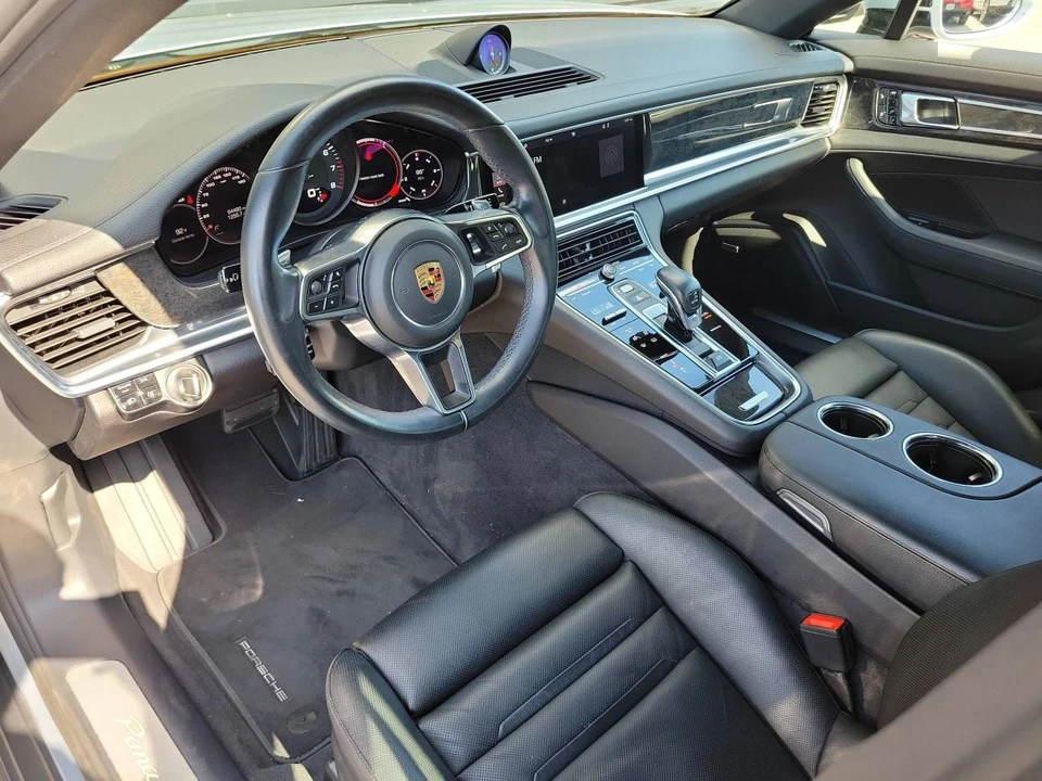 2018 Porsche 971 Panamera - Image 4 of 5