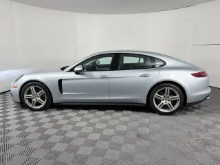 2018 Porsche 971 Panamera - Image 13 of 31