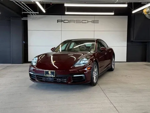 2018 Porsche Panamera
